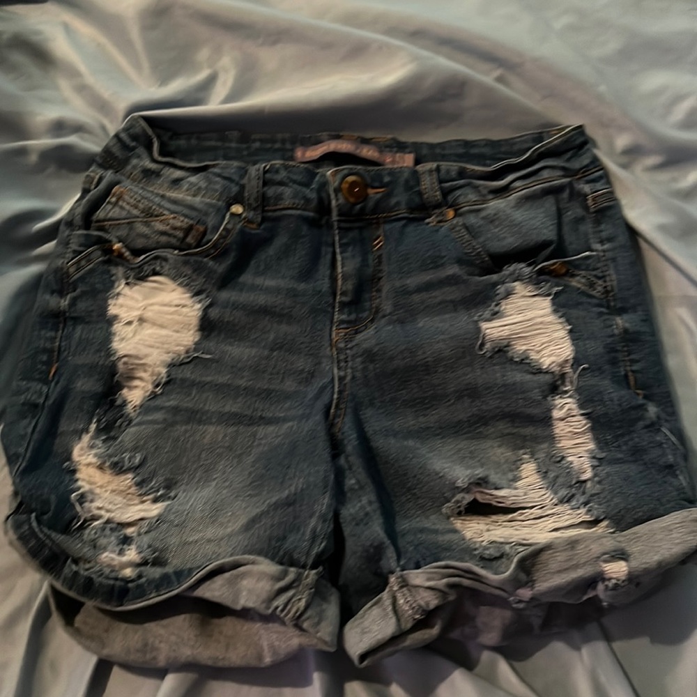 Ripped shorts size 5 girls from boom boom jeans.